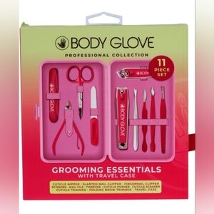 Body Glove 11-Piece Men's Grooming Kit in Pink